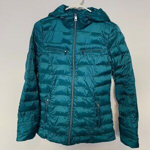 COLE HAAN GREEN DOWN FILLED PUFFER JACKET W/HOOD. SIZE SMALL